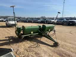 JOHN DEERE 494A PLANTER