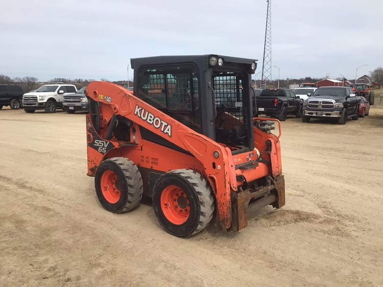 2019 KUBOTA SSV65