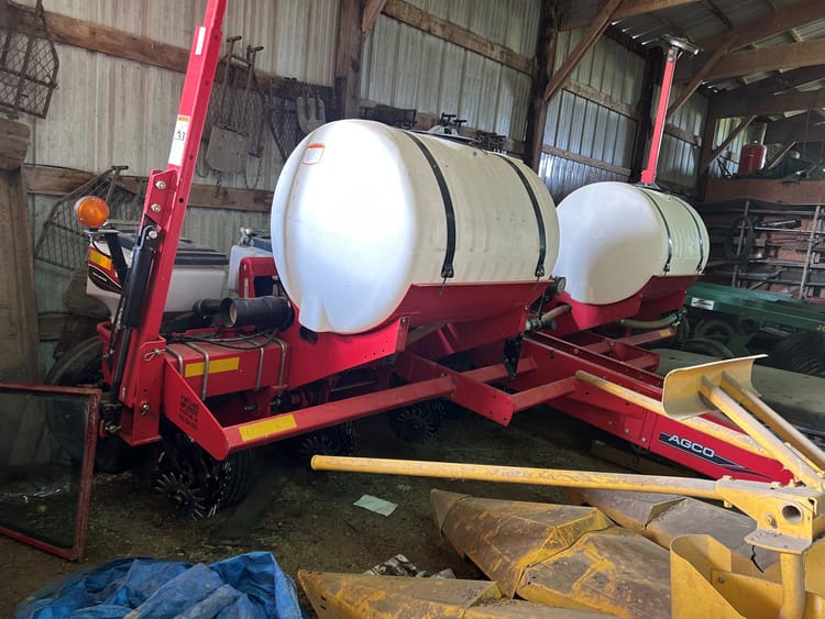 2008 WHITE 8100 PLANTER