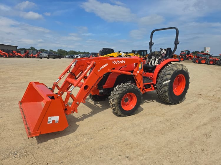 Kubota MX5400HST W/Loader
