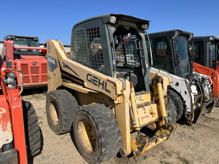 2005 GEHL 4840