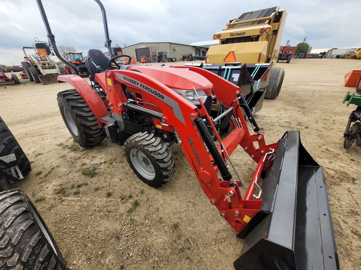 Massey Ferguson MF 1E.35H Compact Tractor