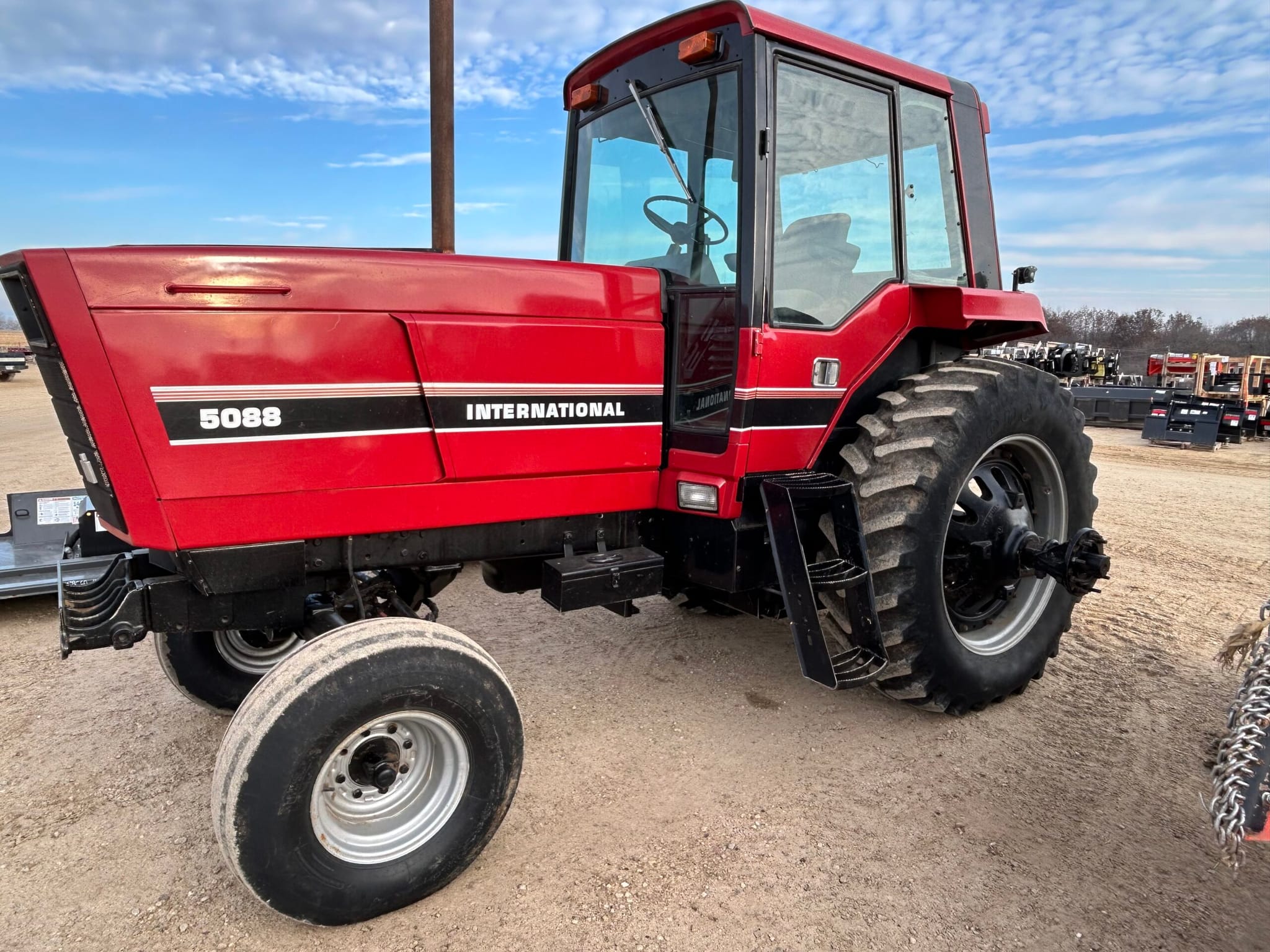1985 INTERNATIONAL 5088 TRACTOR