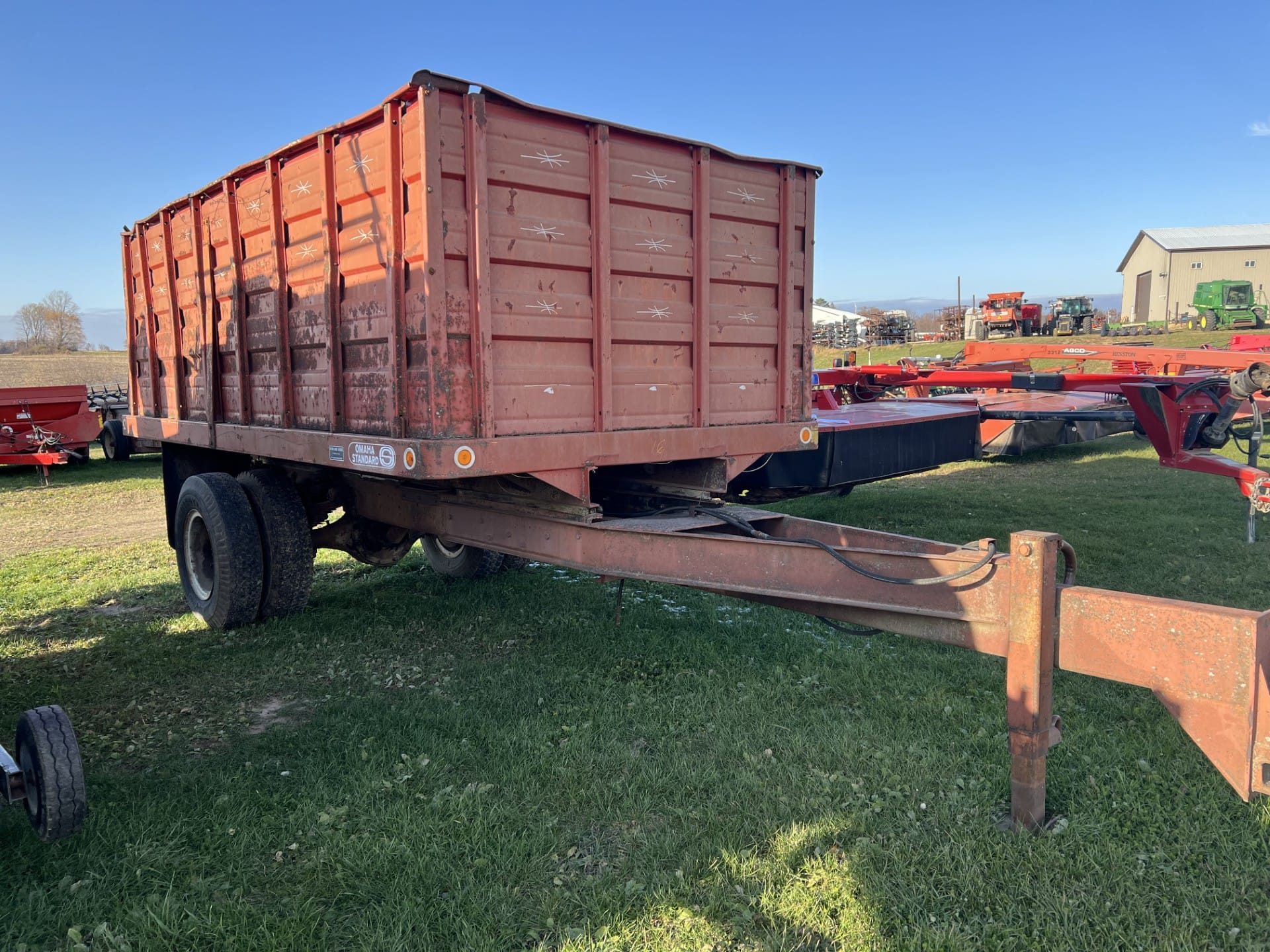 400 BUSHEL GRAIN TRAILER