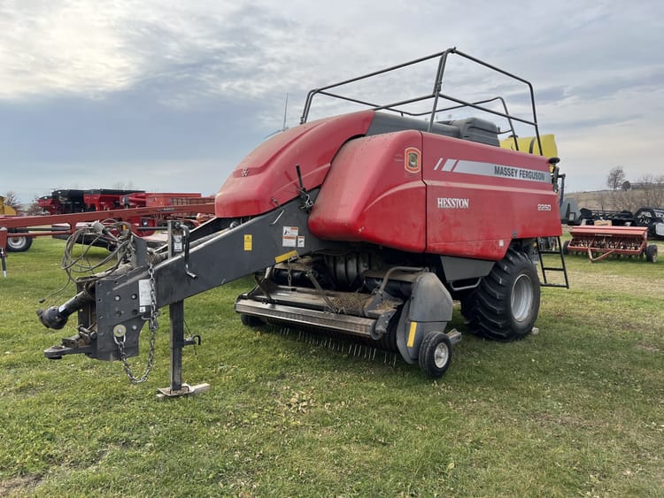 2013 MASSEY FERGUSON MF2250 SQUARE BALER