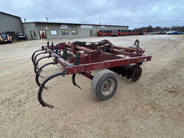 CASE 6500 CHISEL PLOW