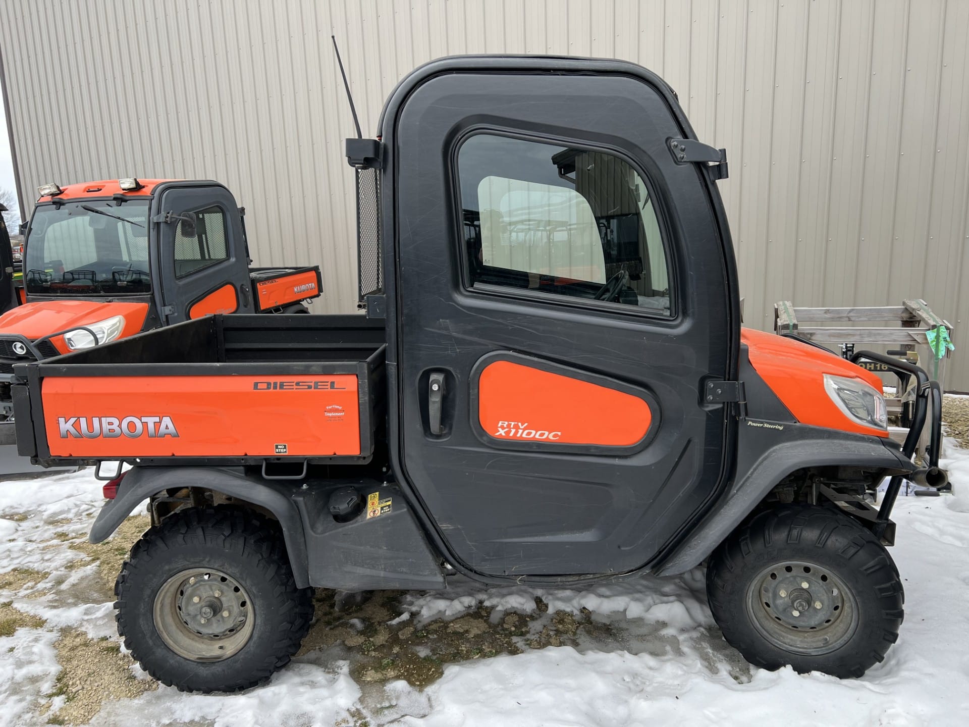 2017 KUBOTA RTV-X1100CWL-A