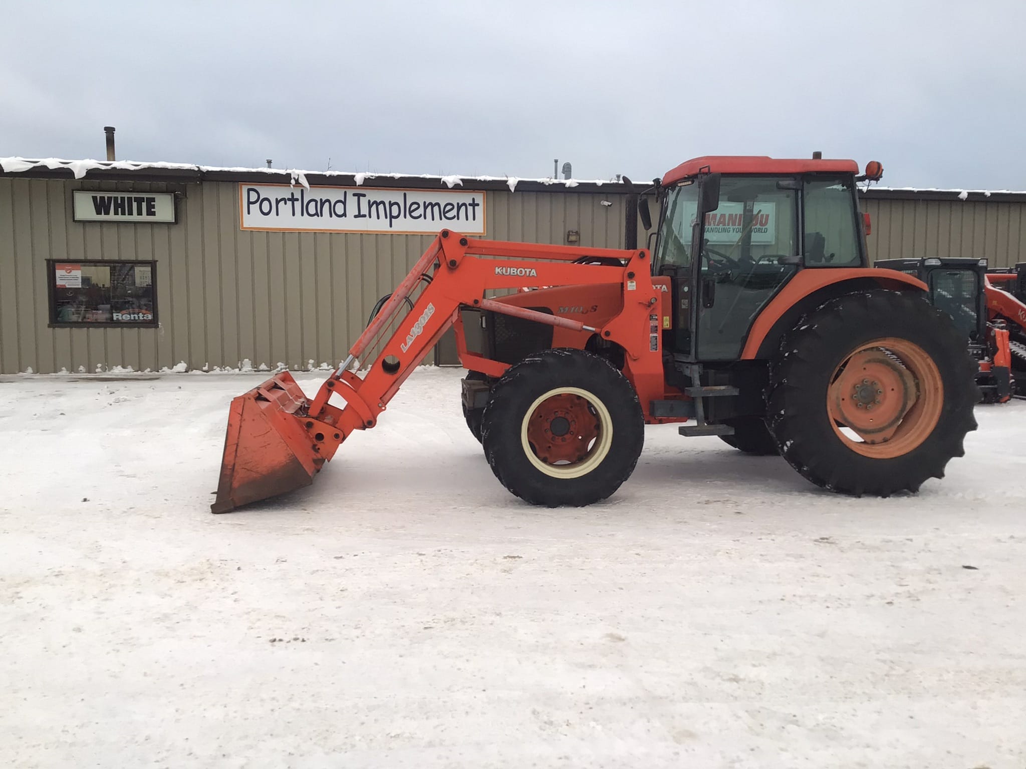 2004 KUBOTA M105SHDC WITH LOADER