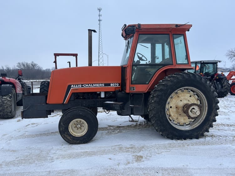 1982 ALLIS CHALMERS 8070