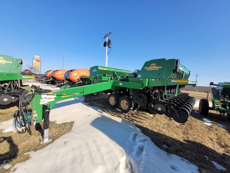 Great Plains 2N-2410-3875 no-till grain drill for sale in Cashton WI at Portland Implement