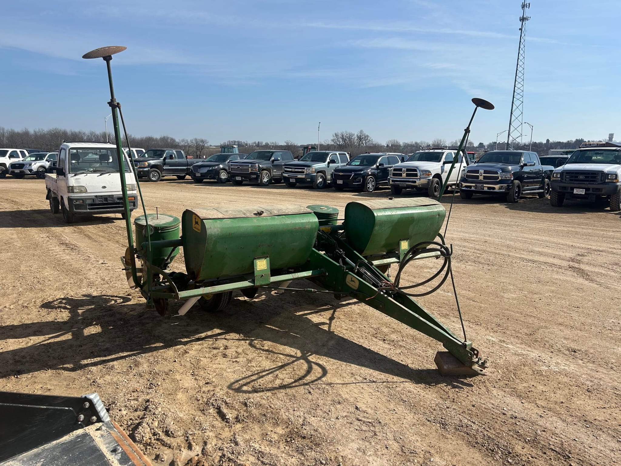 JOHN DEERE 494A PLANTER