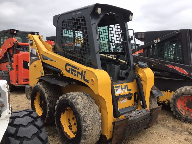 2018 GEHL R190