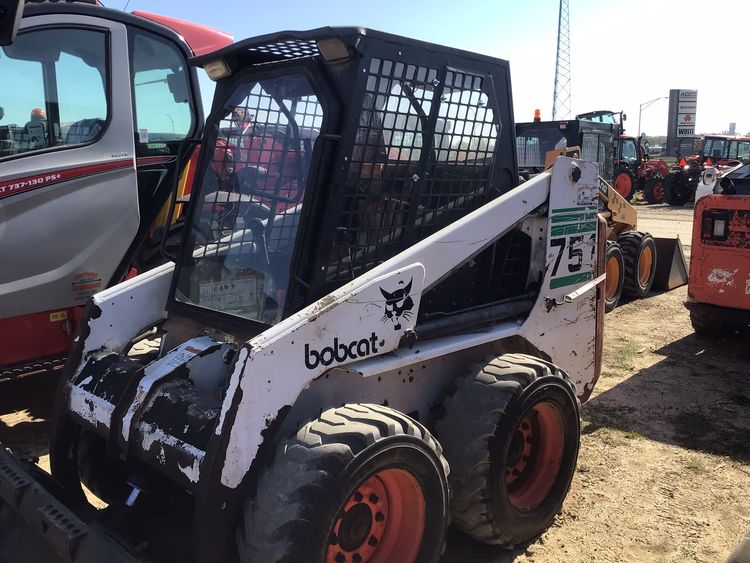 BOBCAT SKIDLOADER 751